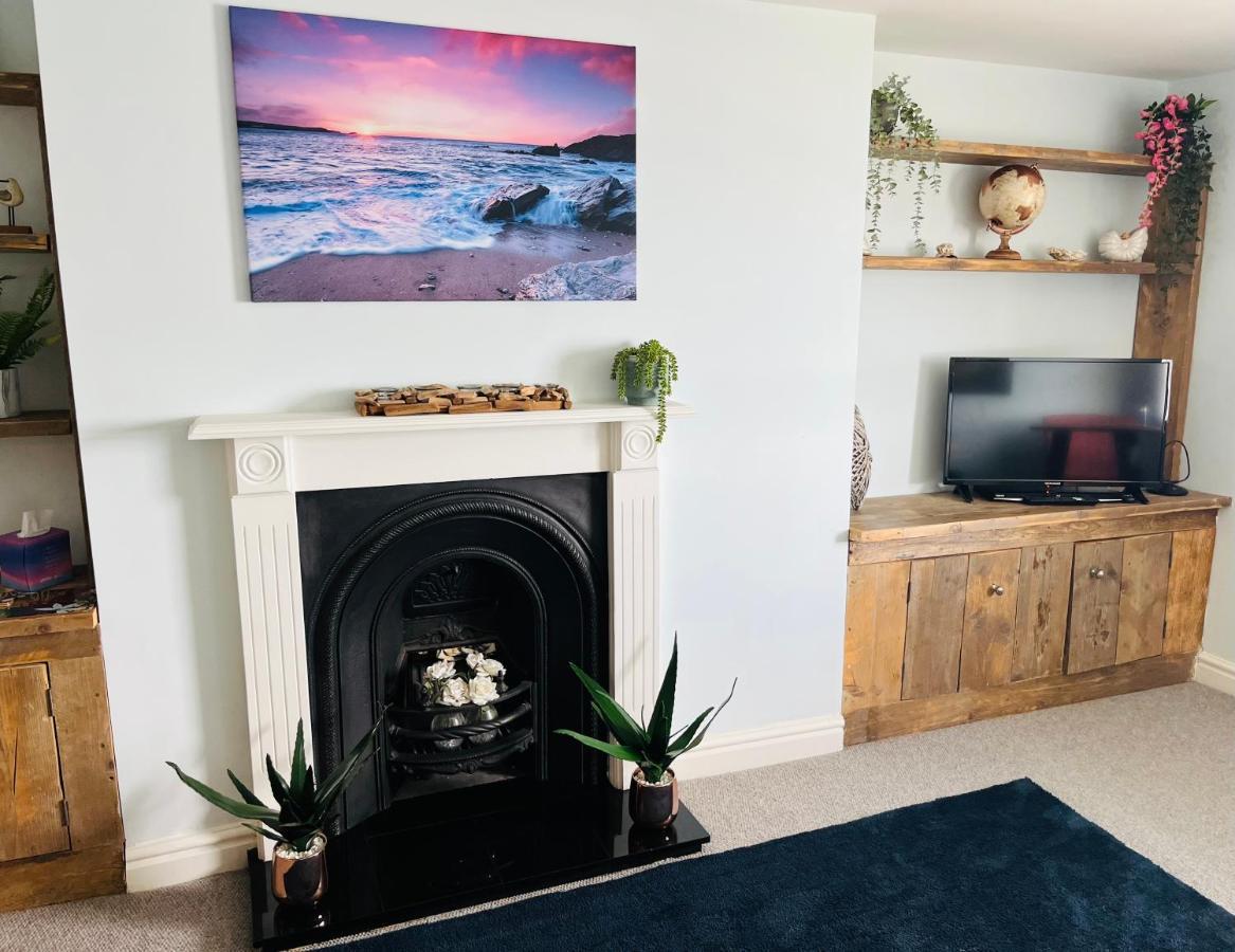 Beautiful Beachfront Retreat With A Stunning Sea View For The Ultimate Escape Away From The Busy World Below Herne Bay Exterior foto
